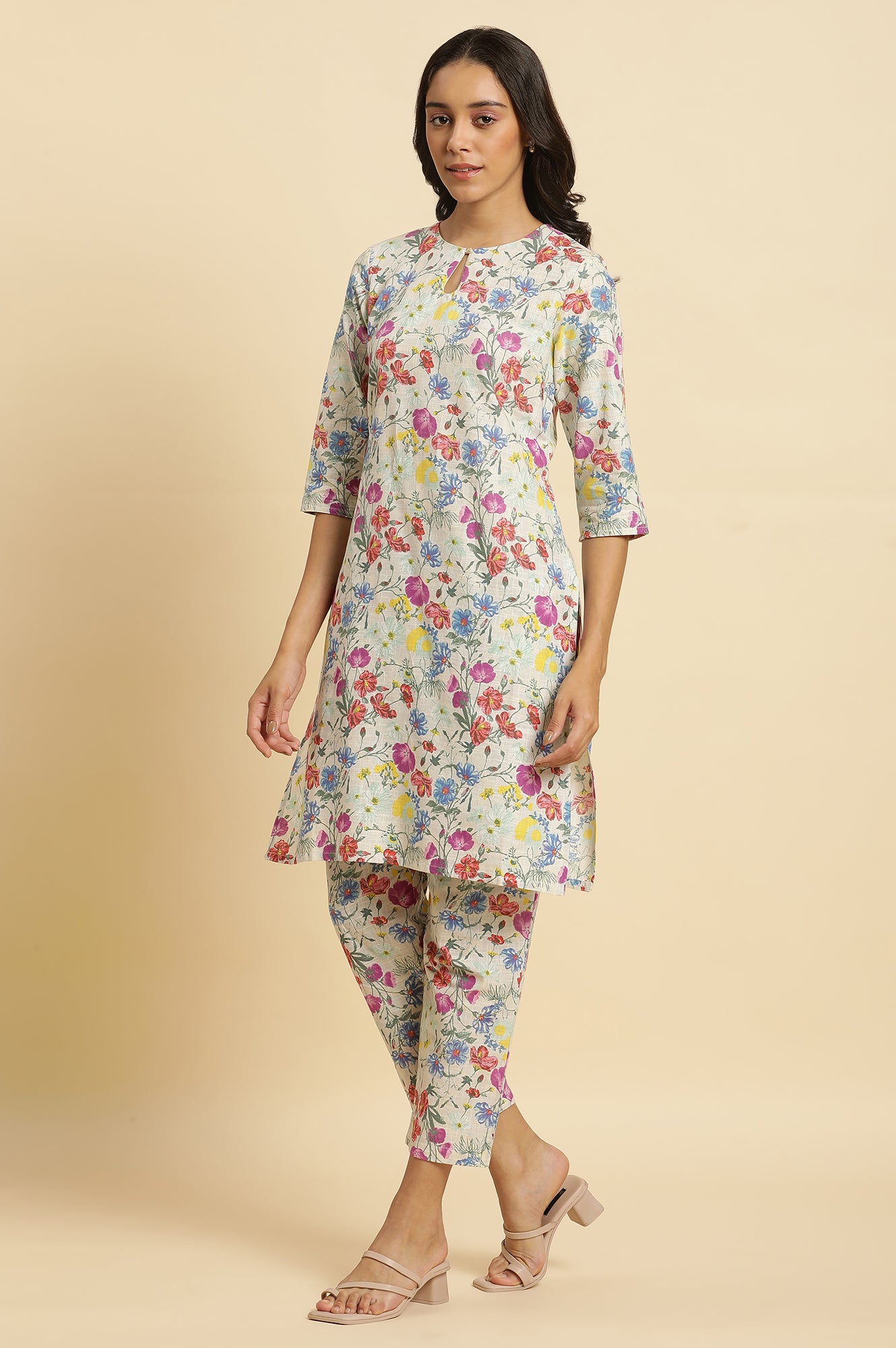 Ecru Floral Printed Kurta, Pants &amp; Dupatta Set