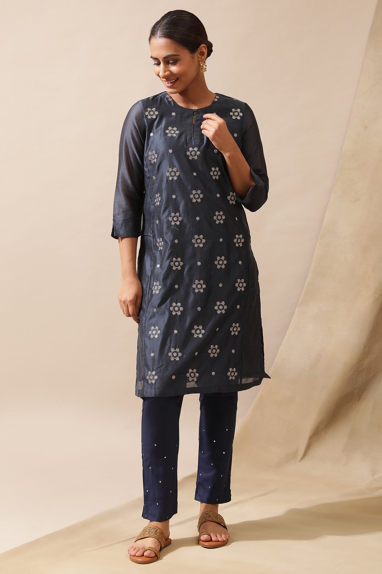 Navy Blue Embroidered Kurta In Cotton Silk