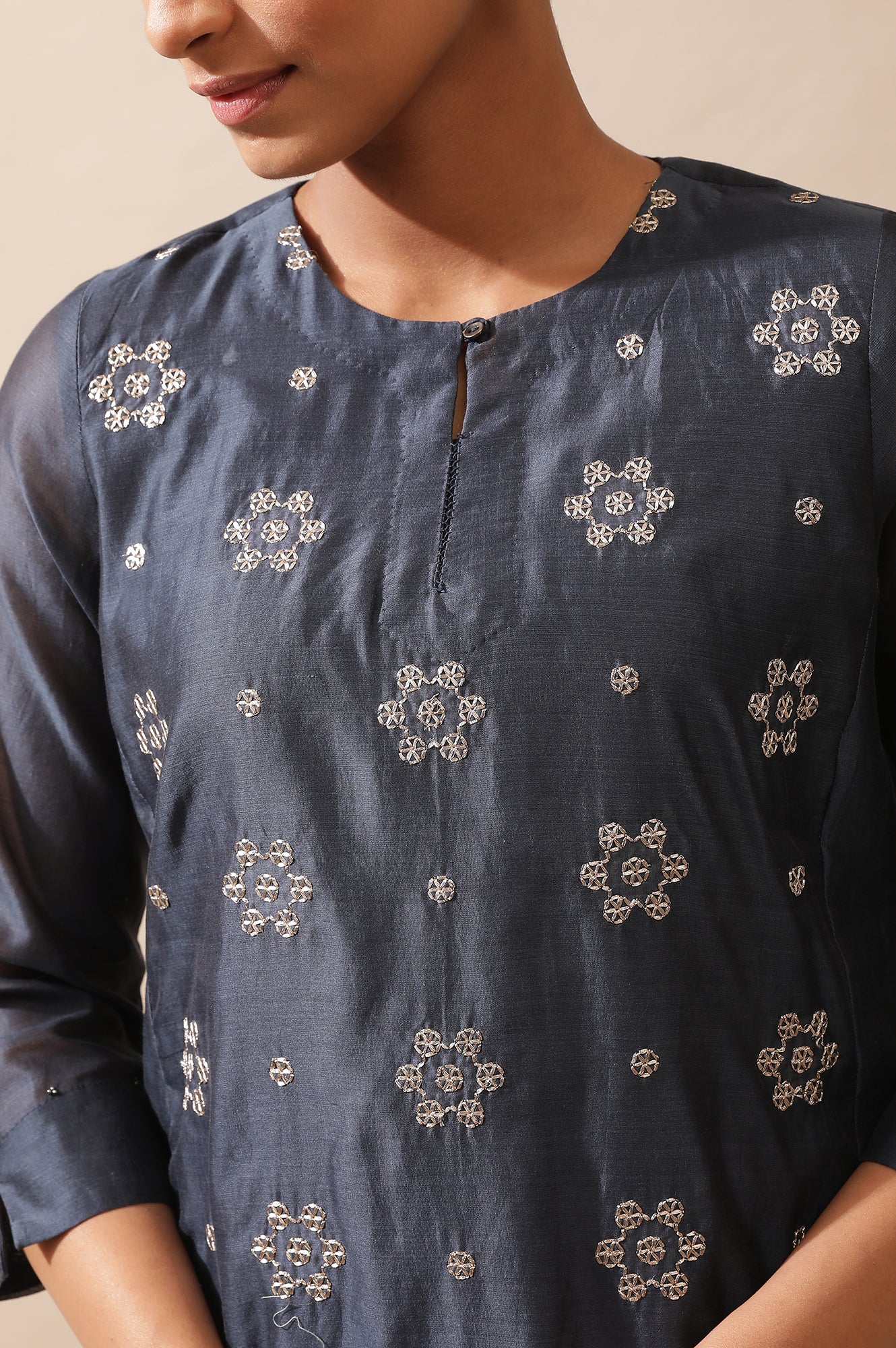 Navy Blue Embroidered Kurta In Cotton Silk