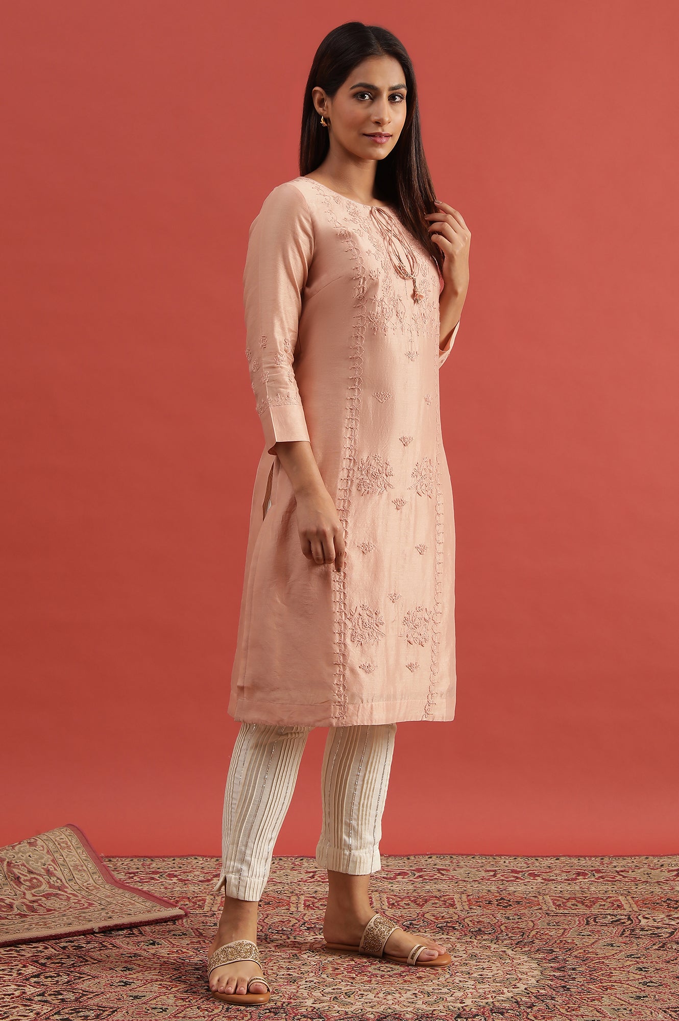 Light Pink Chikankari Kurta In Cotton Silk