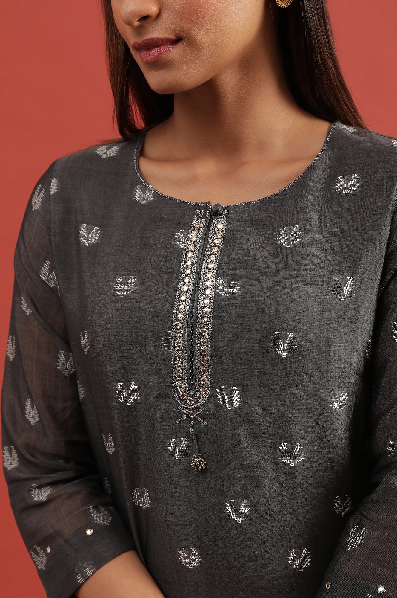 Grey Cotton Silk Jacquard Kurta With Embroidery