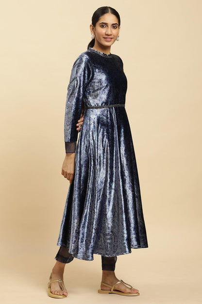 Blue Velvet Paisley Printed Flared Kurta And Pants Set - wforwoman