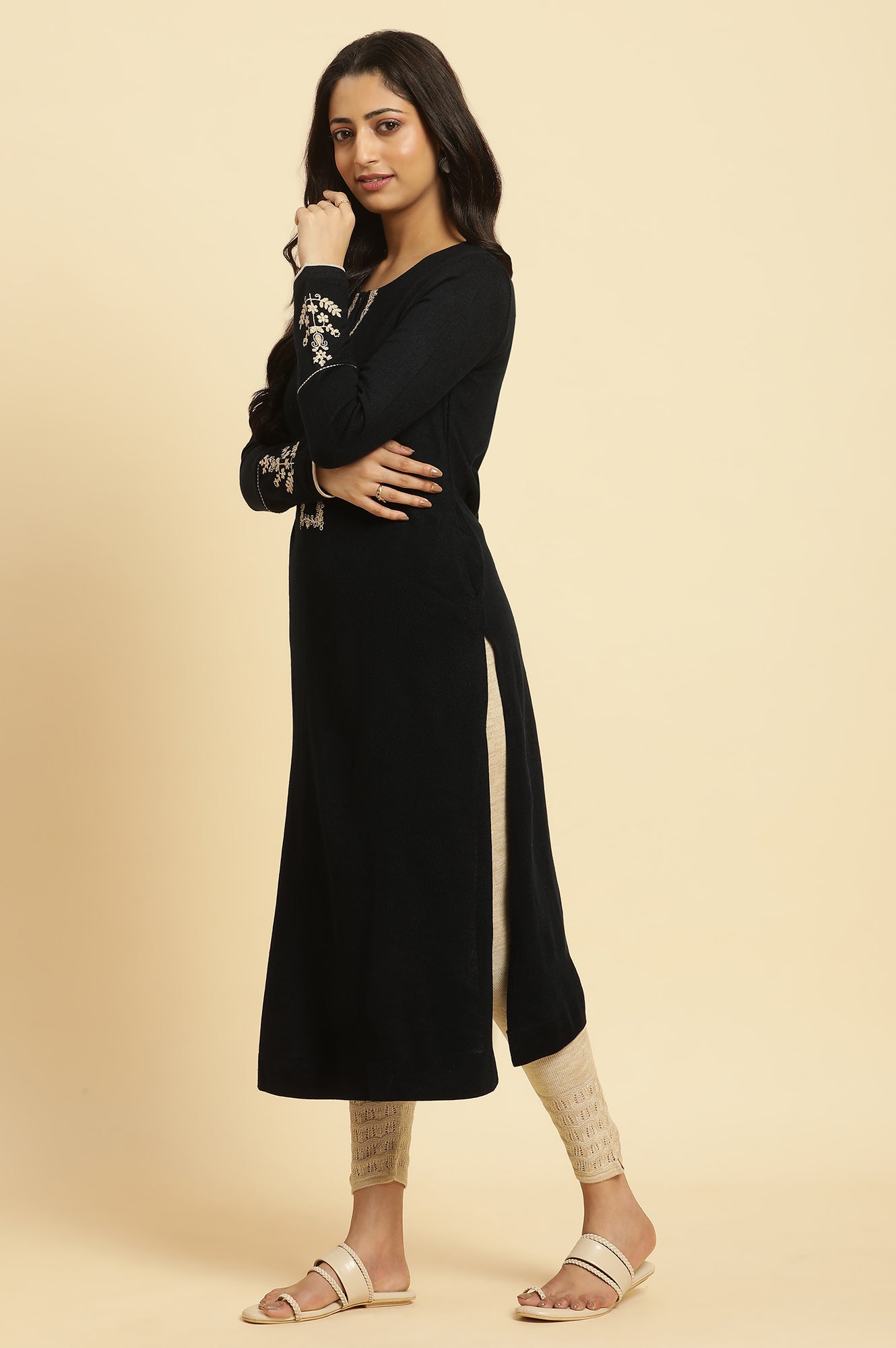 Black Embroidered Winter Kurta And Tights Set