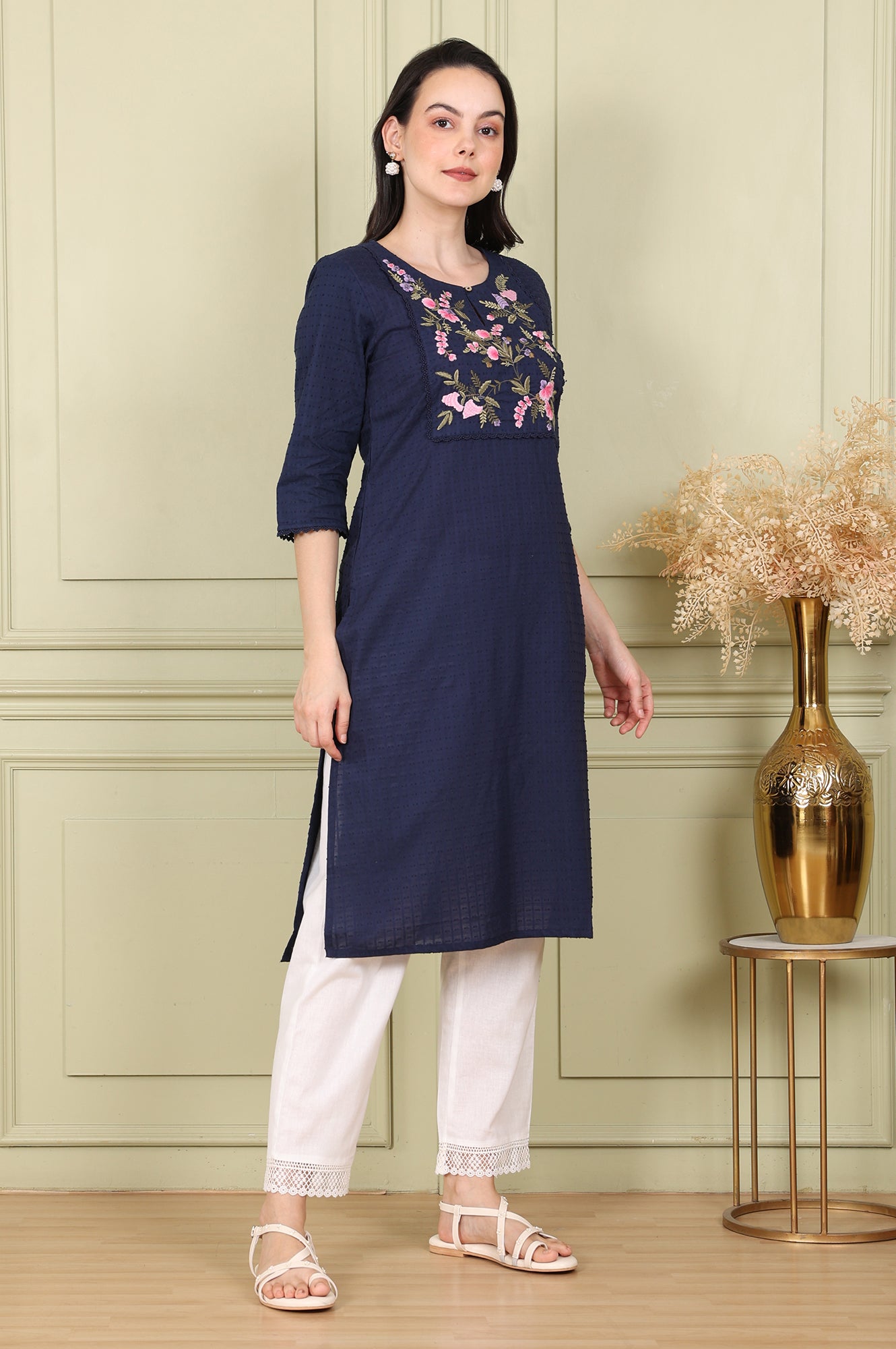 Navy Blue Textured Straight Kurta With Thread Embroidered Yoke