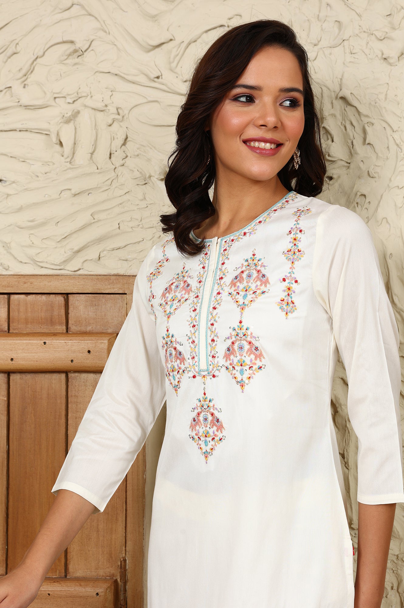 White Festive Straight Kurta With Multi-Coloured Embroidery On Yoke