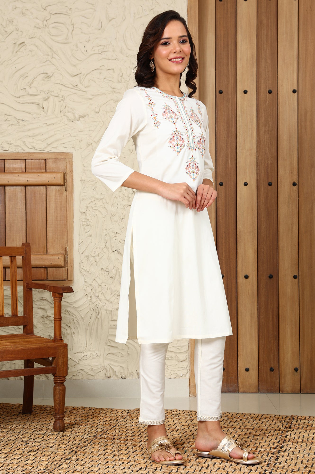 White Festive Straight Kurta With Multi-Coloured Embroidery On Yoke