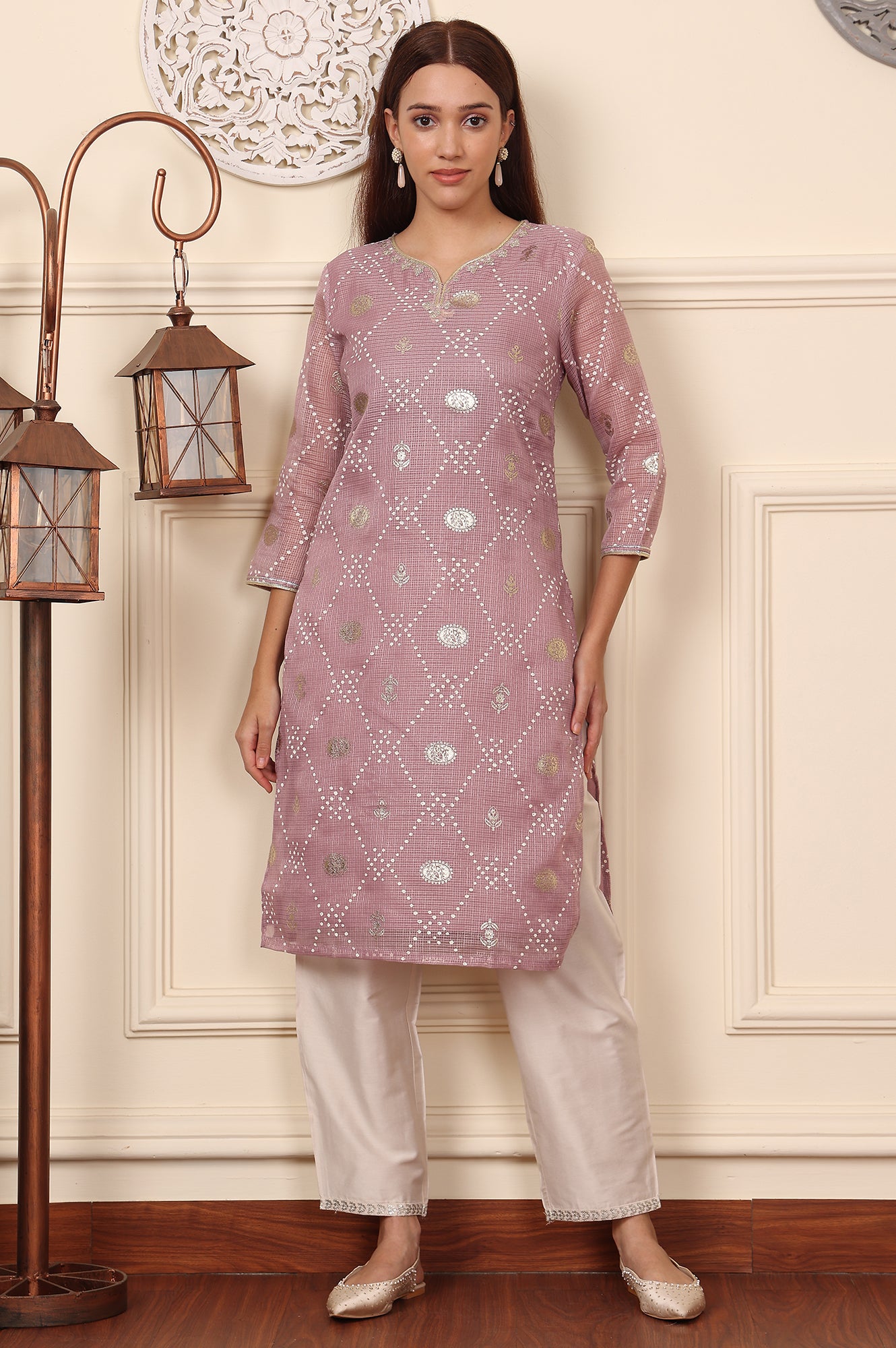 Lilac Foil Printed Kota Doriya Kurta With Zari Embroidered Neck - wforwoman