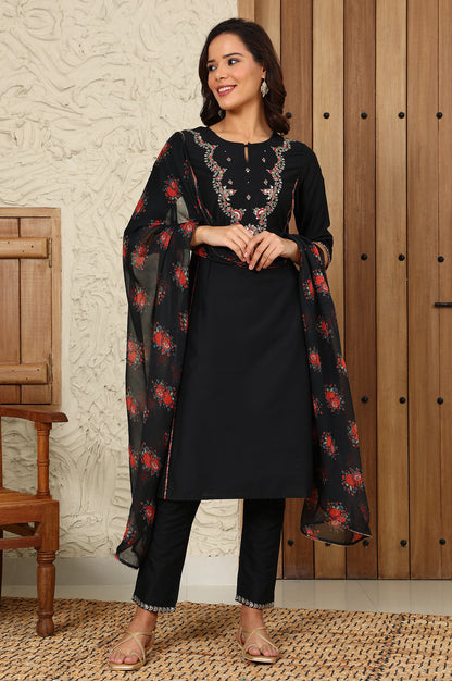 Black Solid Dori Embroidered Festive Straight Kurta