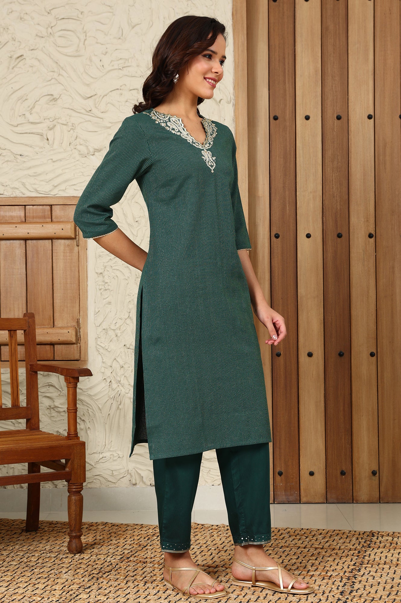 Green Yarn-Dyed Embroidered Cotton Flax Straight Kurta With Lurex Stripes - wforwoman