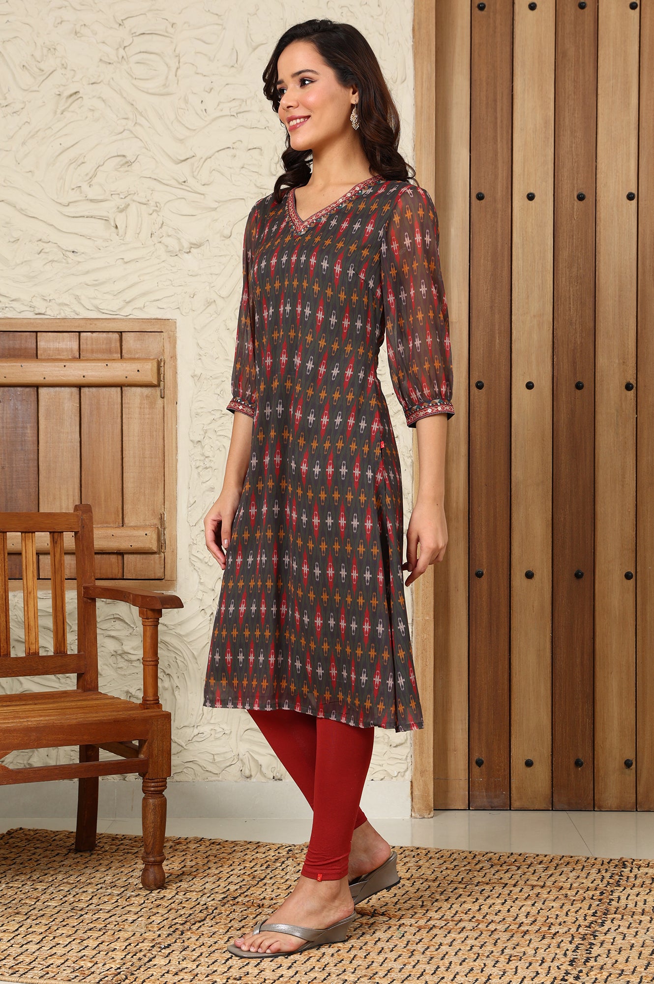 Green Geometric Printed Chiffon Straight Kurta With Sequined Neckline - wforwoman