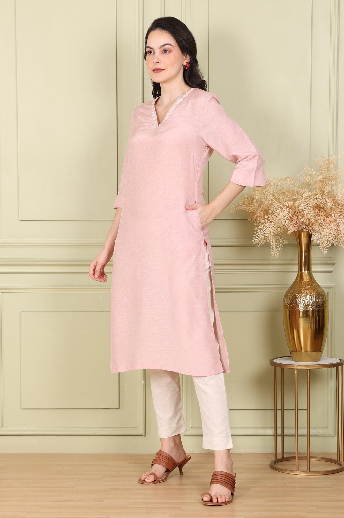 Pink Solid Snow Linen Straight Kurta With Thread Work On Neck