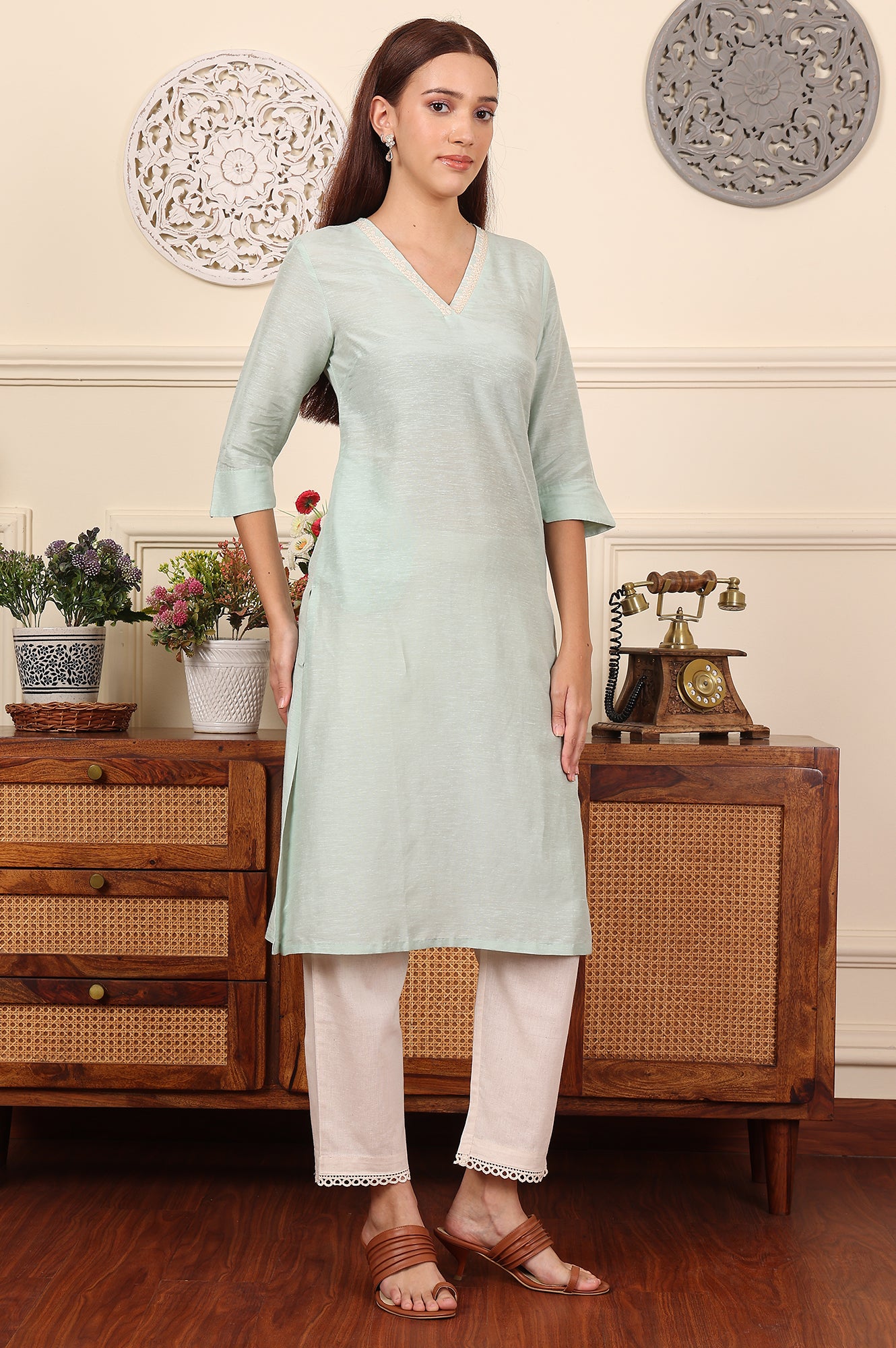 Blue Solid Snow Linen Straight Kurta With Thread Work On Neck - wforwoman