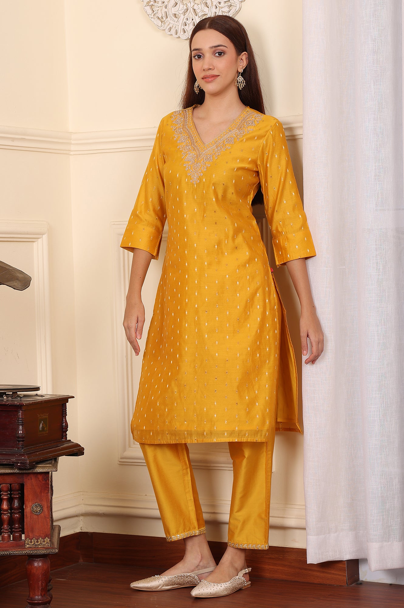 Yellow Straight Pants With Embroidered Hemline