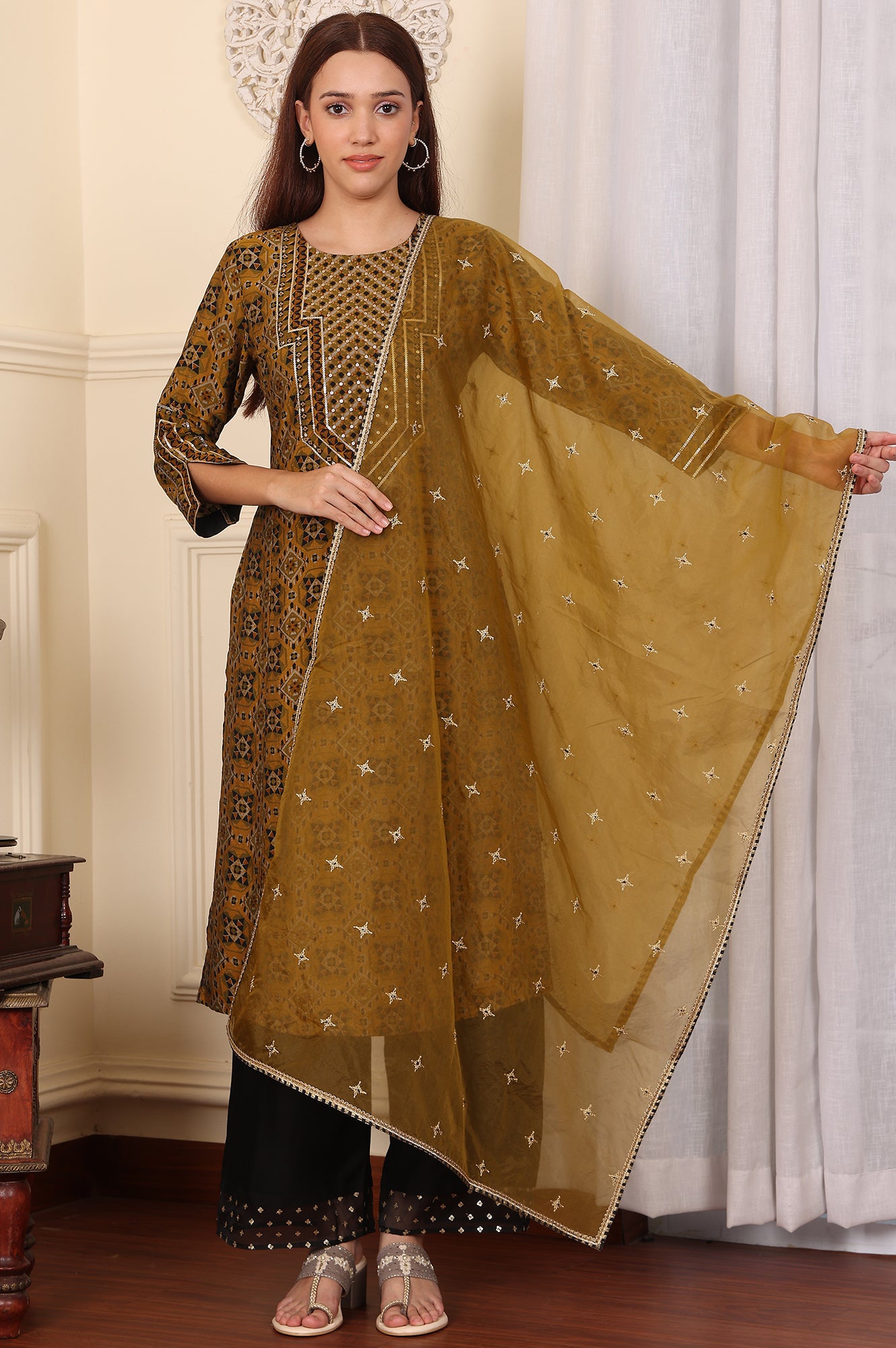 Mustard Yellow Dori Embroidered Organza Dupatta