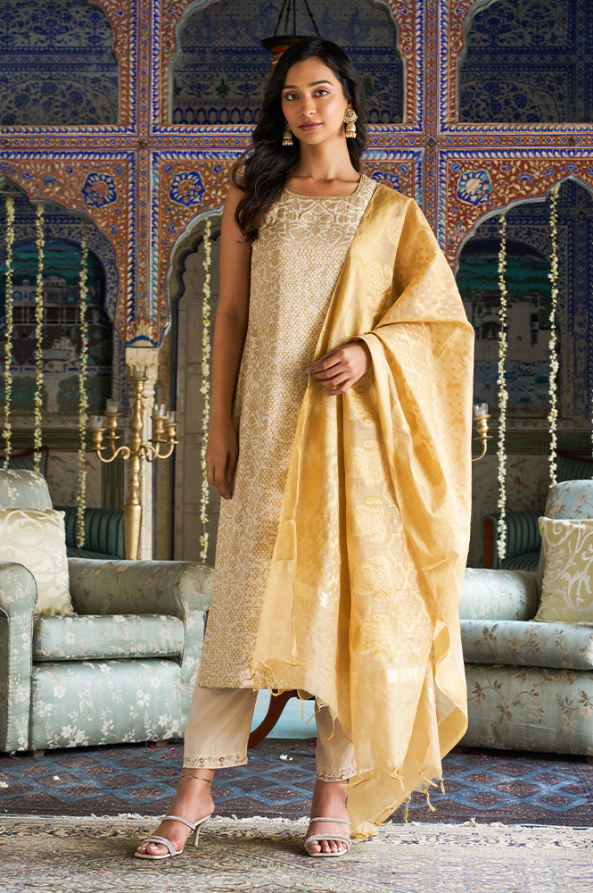 Beige Jacquard Sleeveless Embellished Kurta, Pants And Dupatta Set