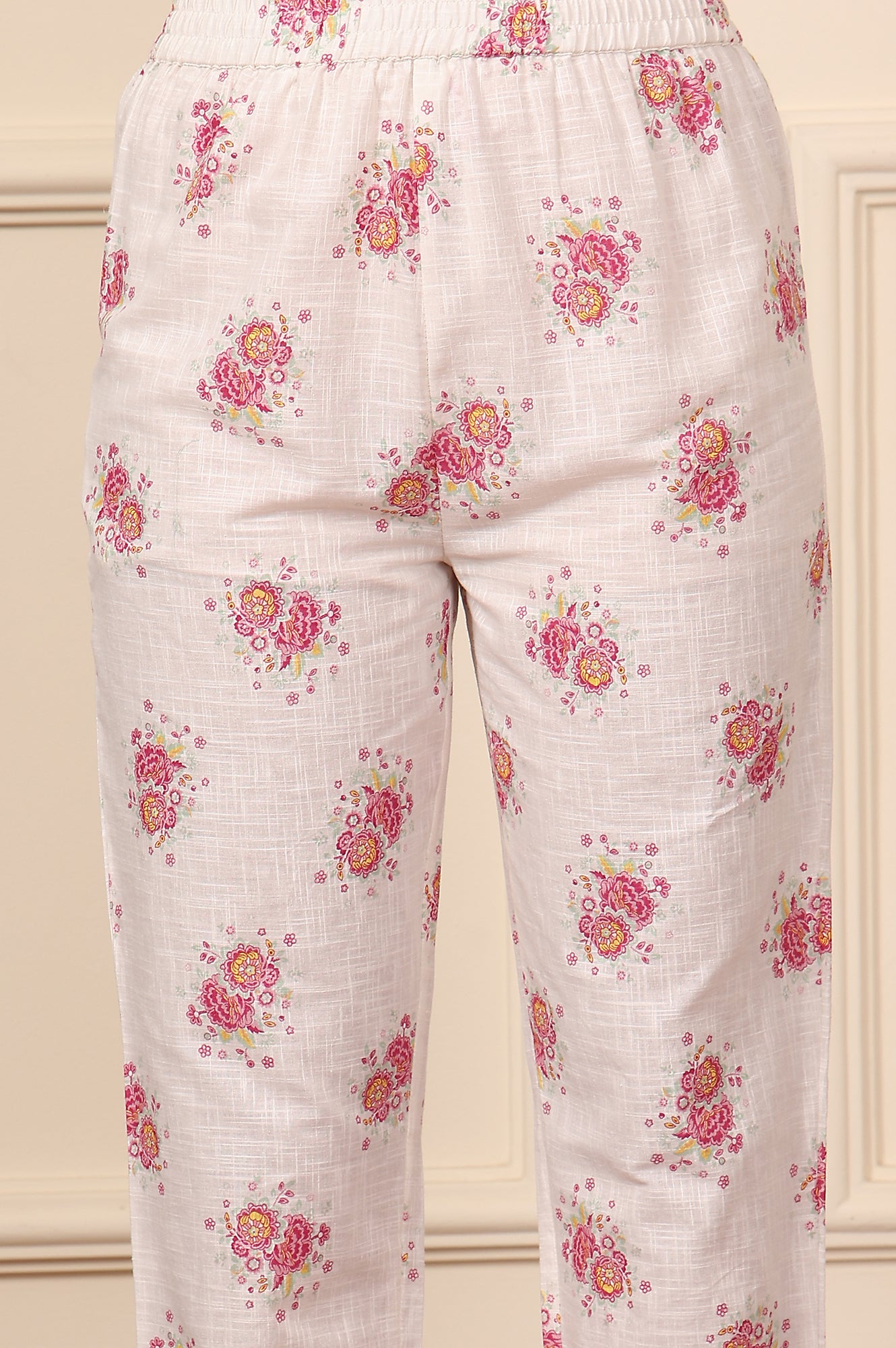 White Floral Printed A-Line Pure Cotton Kurta And Pants Co-Ord Set