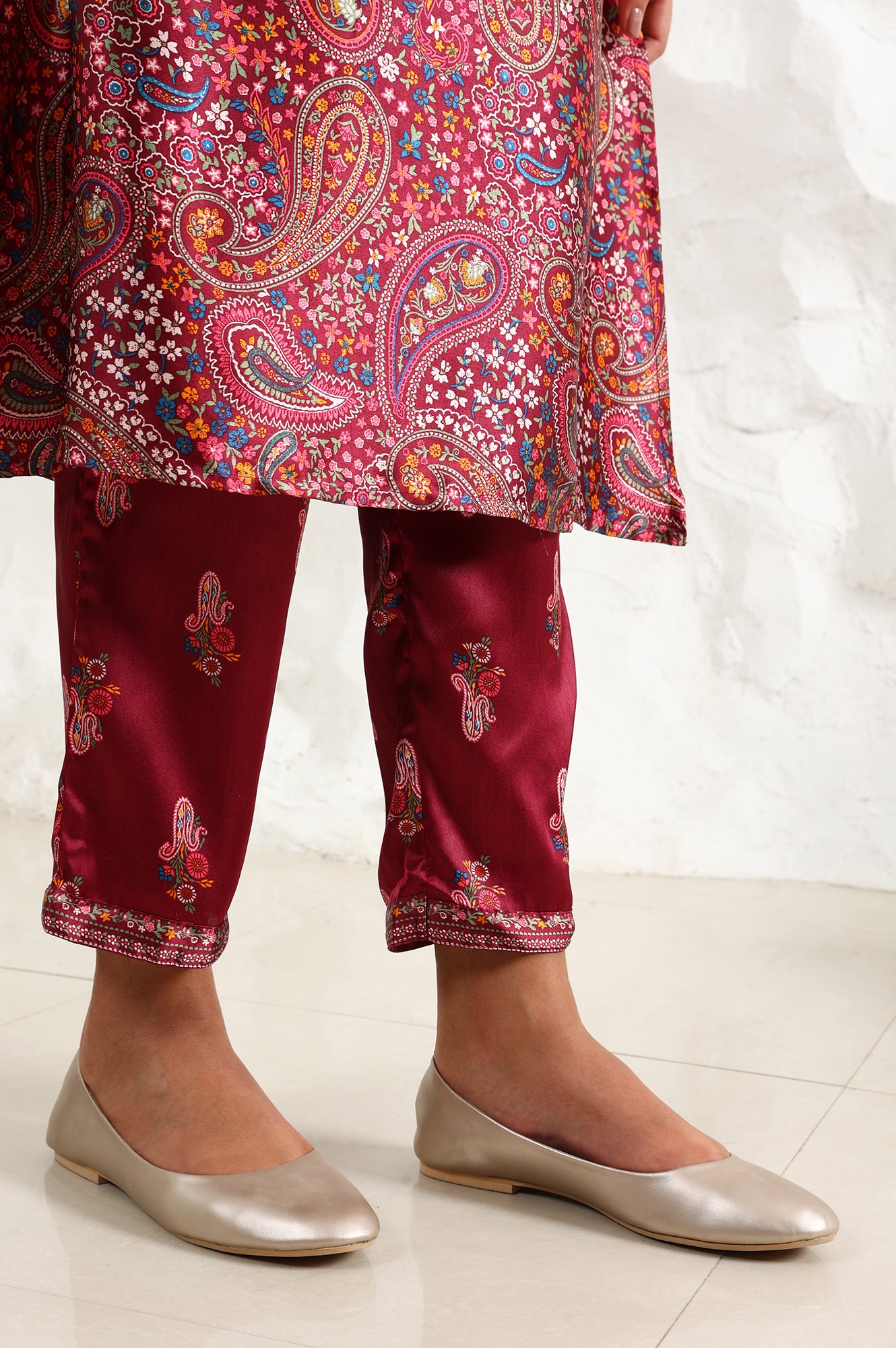 Wine Paisley Printed Japanese Satin Embroidered Neck Kurta With Straight Pants With Dupatta