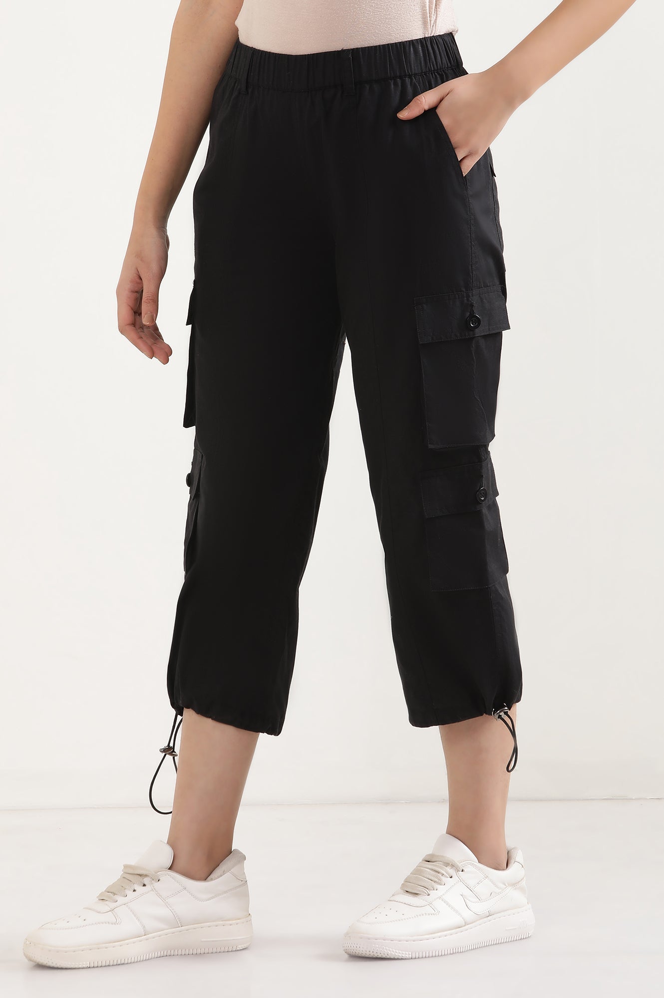 Black Eight Pockets Cropped Cargo