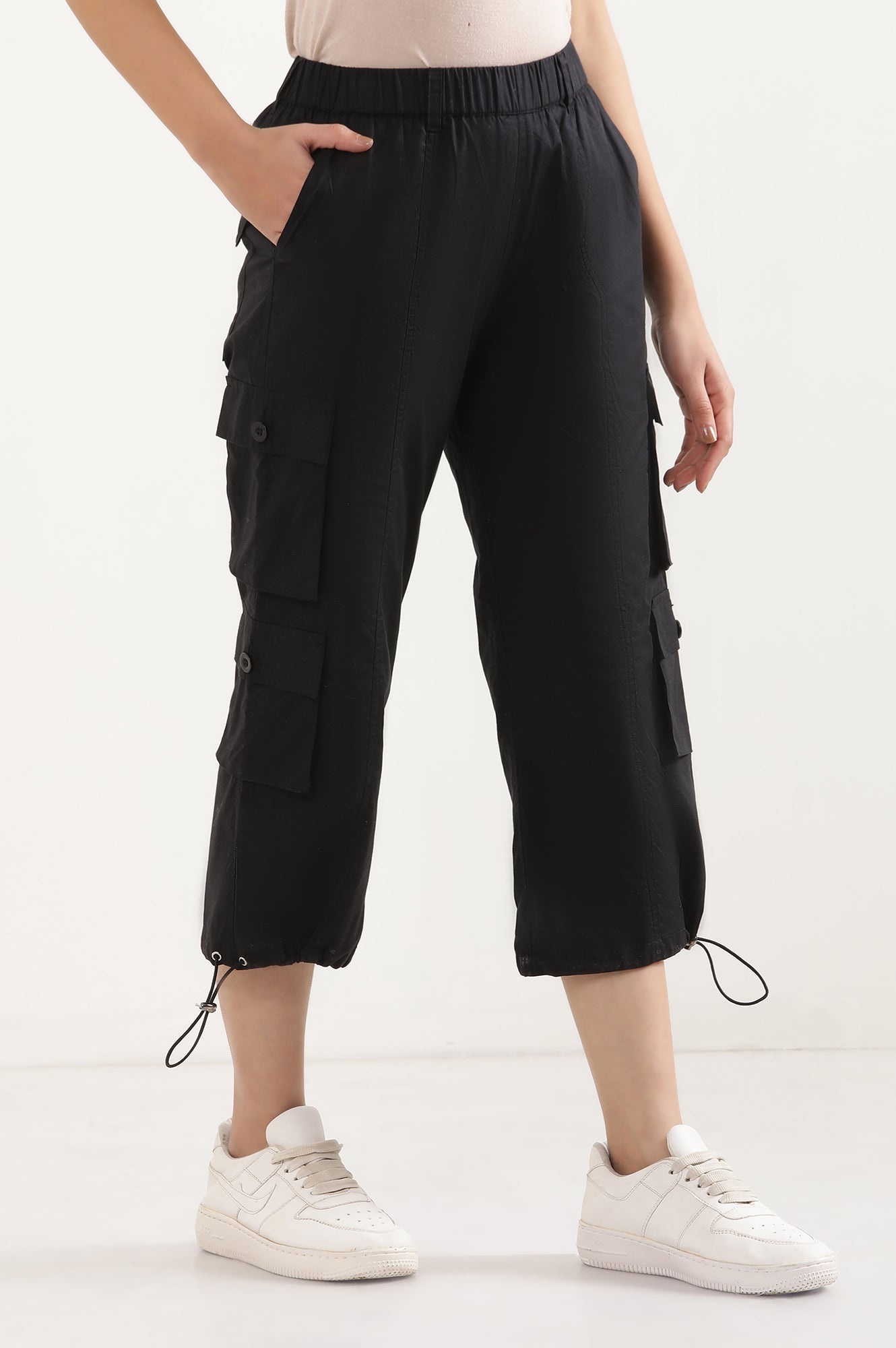 Black Eight Pockets Cropped Cargo