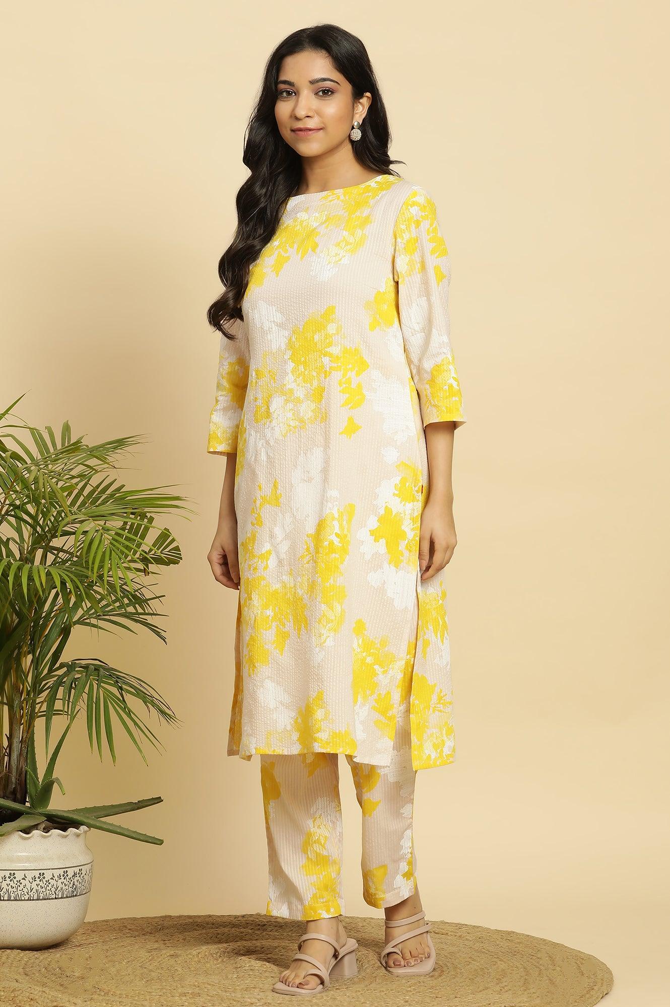 Off White Floral Printed Seer Sucker Kurta And Pants Set - wforwoman