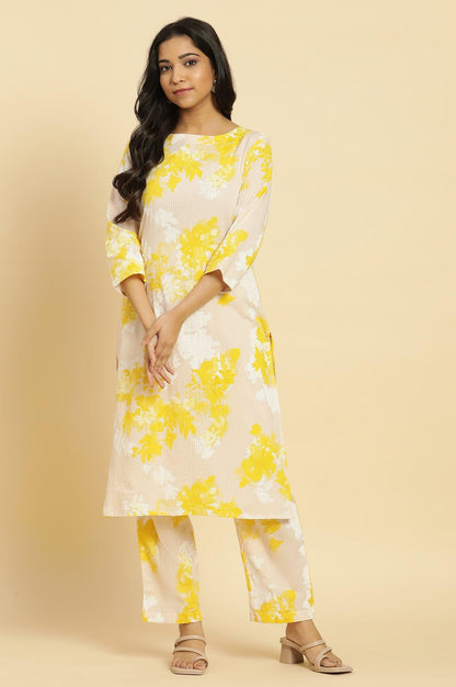 Off White Floral Printed Seer Sucker Kurta And Pants Set - wforwoman