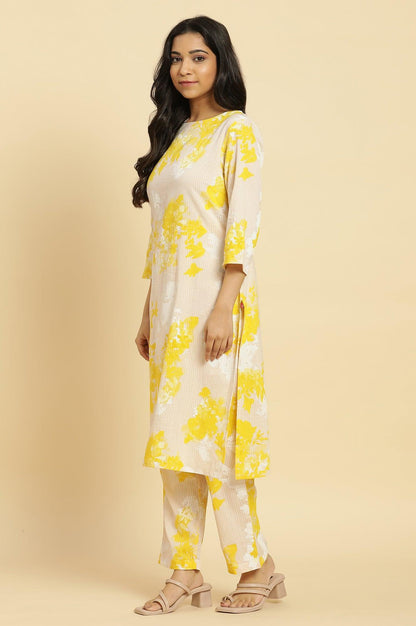 Off White Floral Printed Seer Sucker Kurta And Pants Set - wforwoman