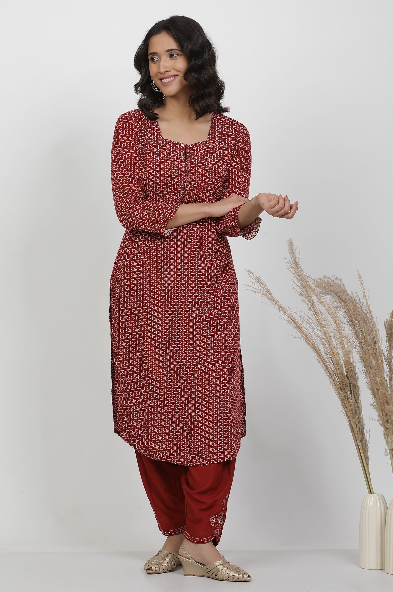 Red Printed Straight Kurta With Mirror Work