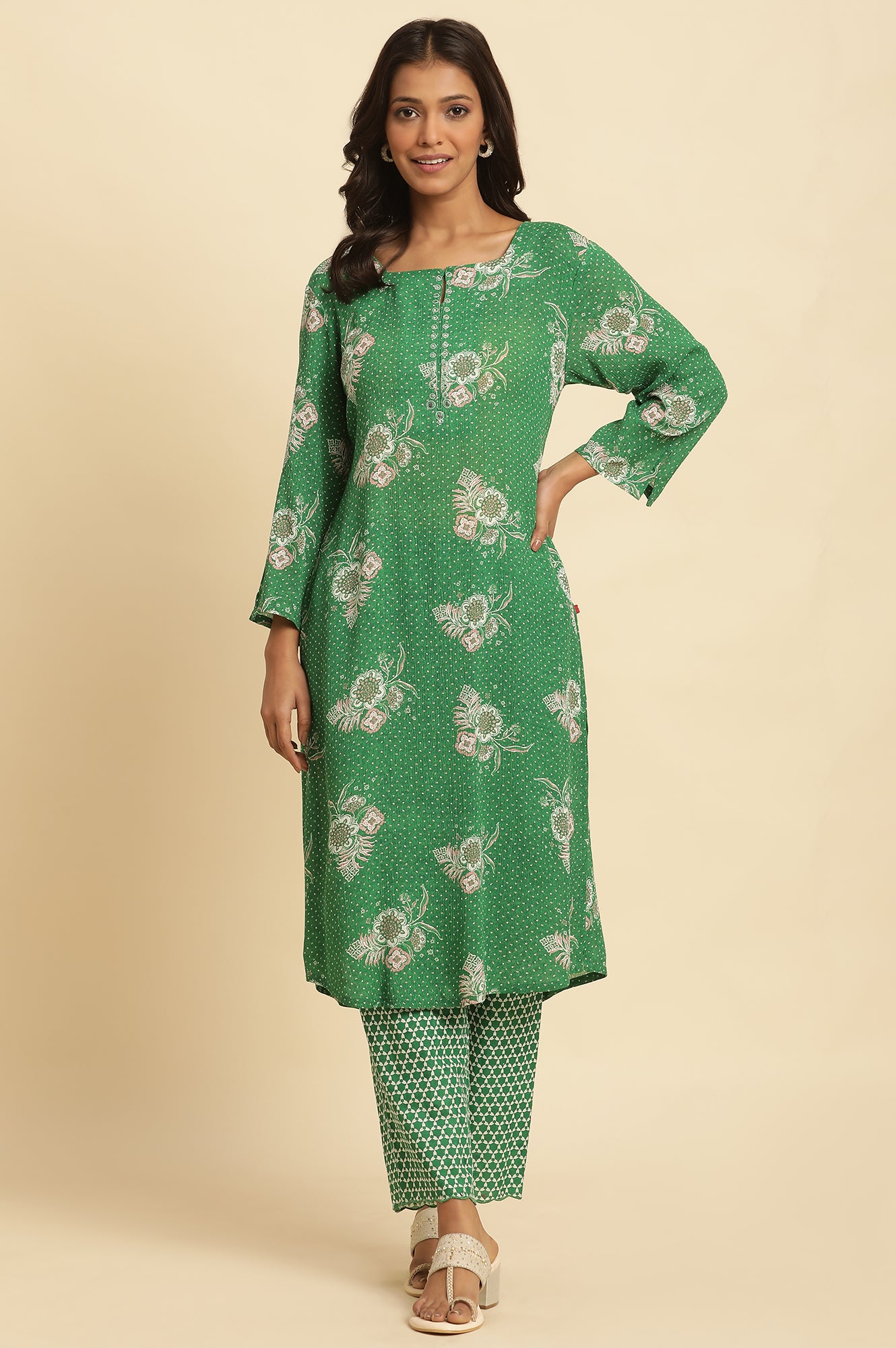 Green Floral Printed Straight Kurta