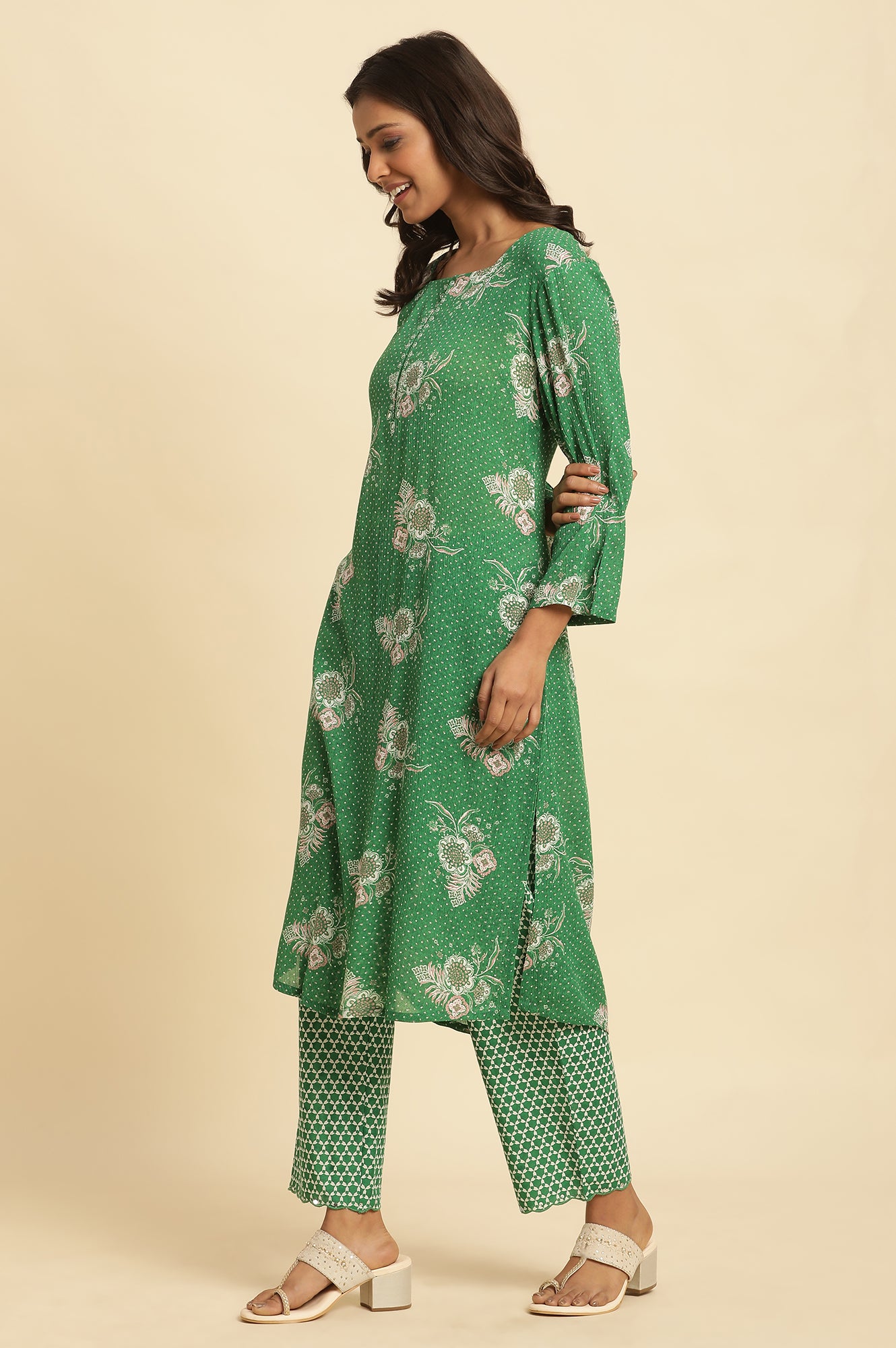 Green Floral Printed Straight Kurta