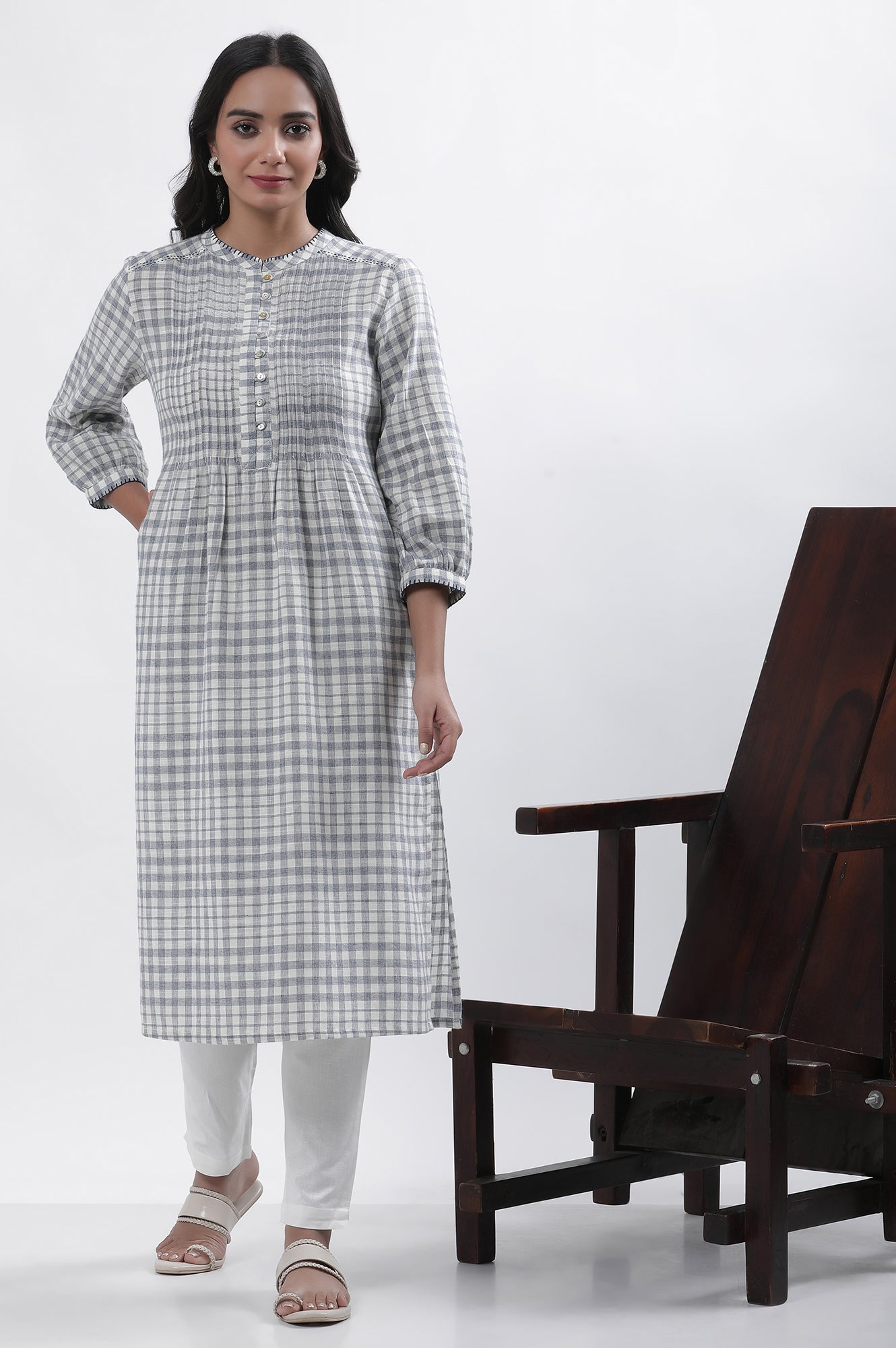 White And Blue Checker Cotton Blend Kurta