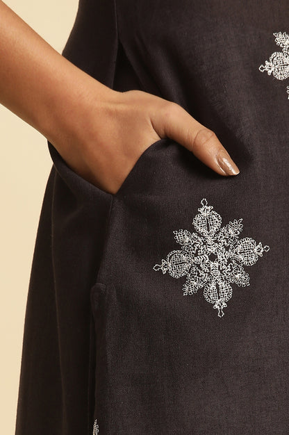 Black Embroidered A-Line Kurta