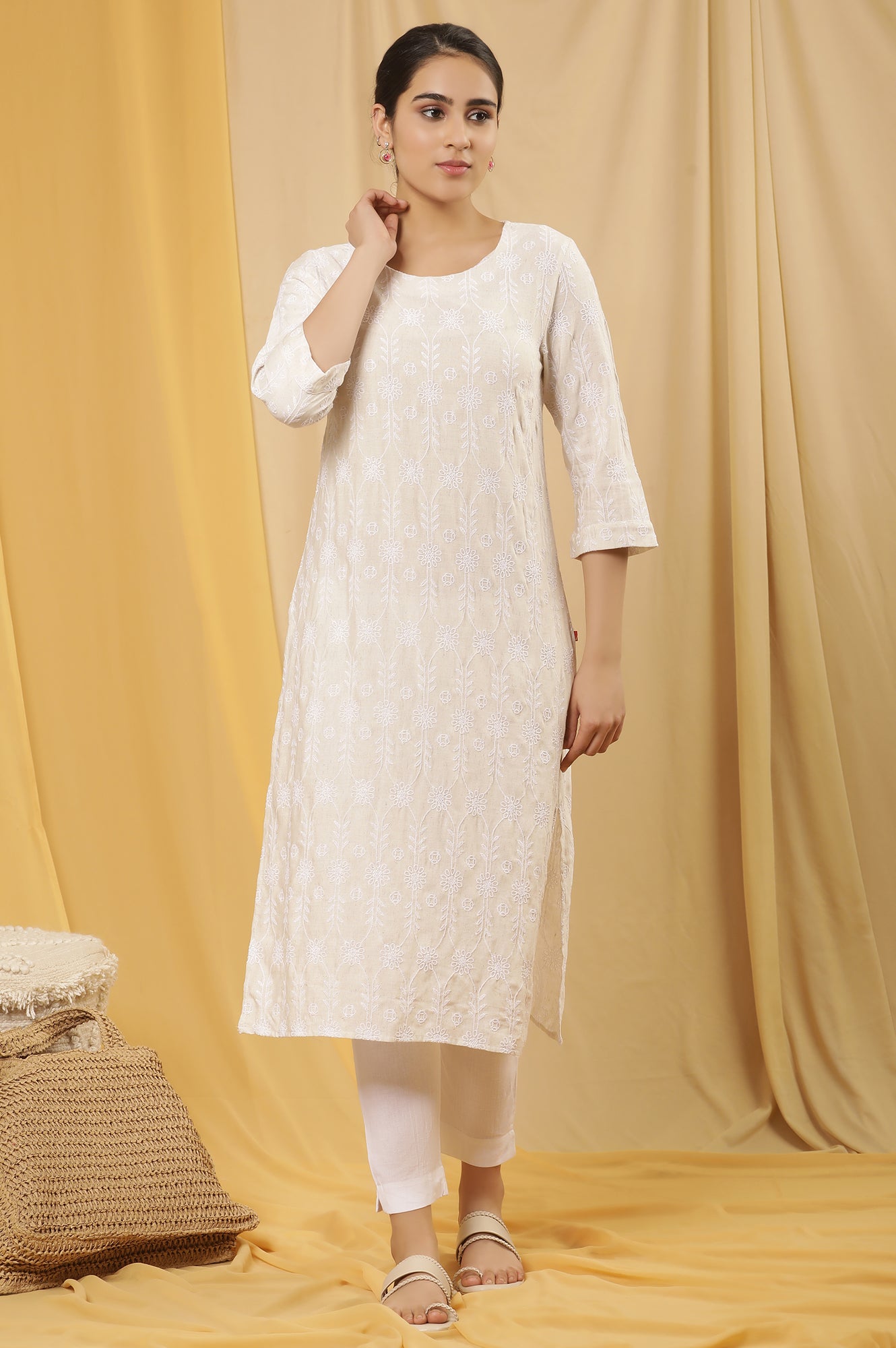 Off-White Kurta In Schiffli Embroidery