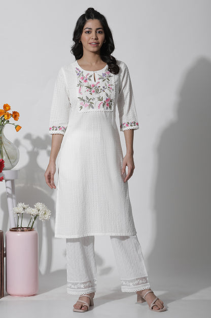 White Textured Cotton Embroidered Kurta