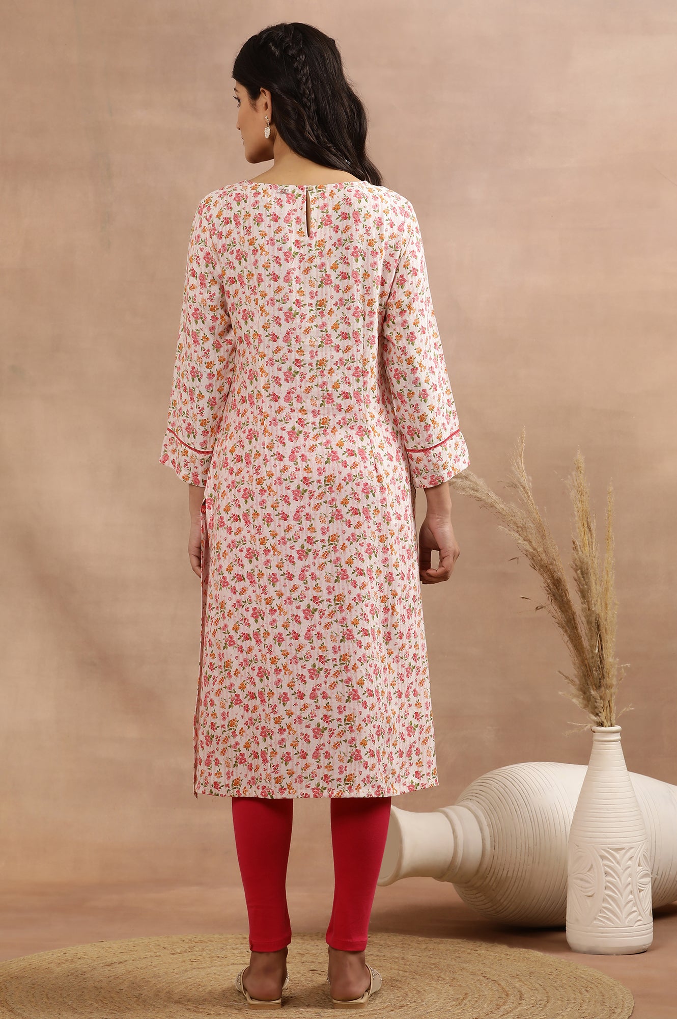 White And Pink Floral Printed Kurta With Thread Embroidery