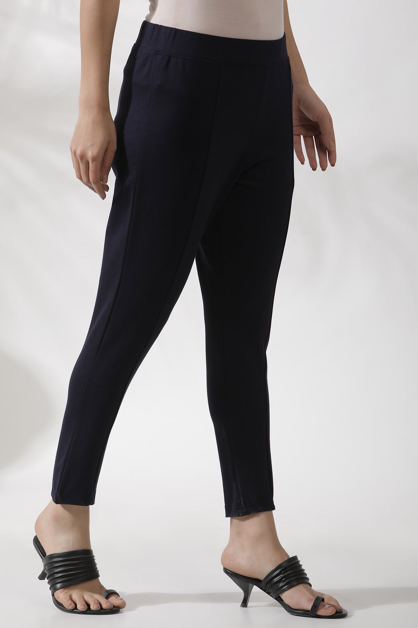 Blue Solid Casual Leggings