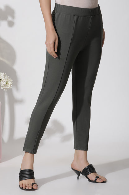 Olive Green Solid Casual Leggings