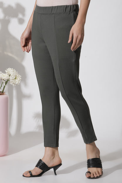 Olive Green Solid Casual Leggings