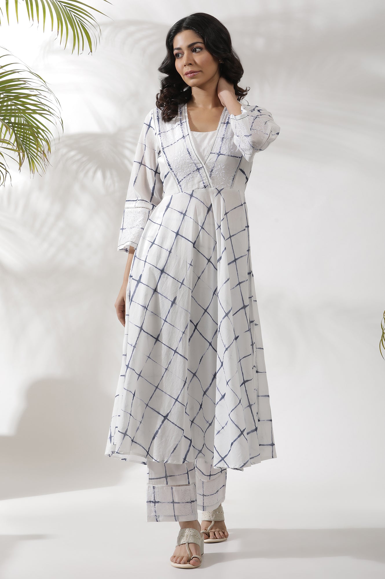 White Tie Dye Flared Kurta And Pants Set