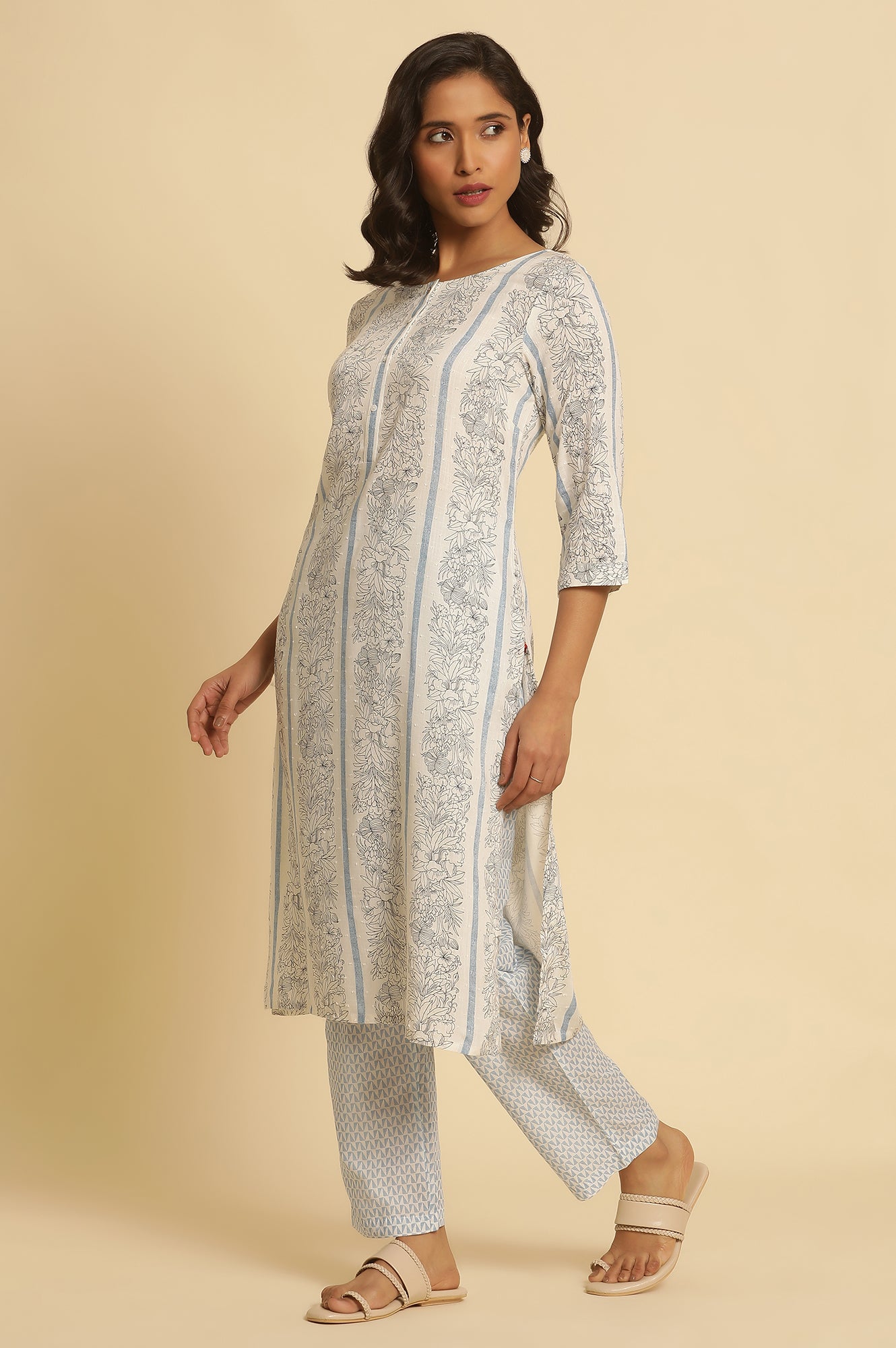 White Floral Printed Straight Kurta And Pants Set