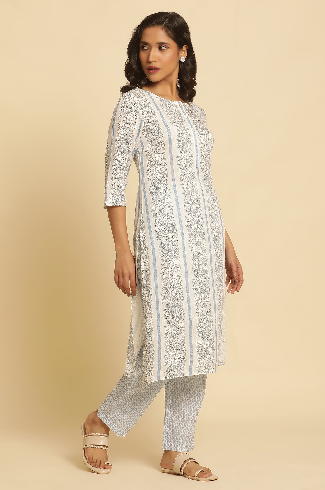 White Floral Printed Straight Kurta And Pants Set