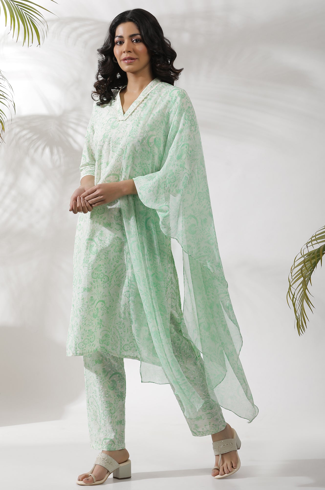 White And Green Floral Printed Kurta, Pants And Dupatta Set