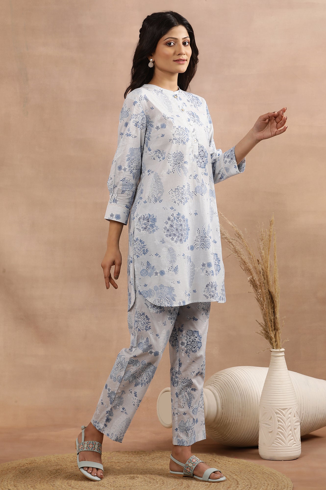 Light Blue Printed Short Kurta And Pants Co-Ord Set