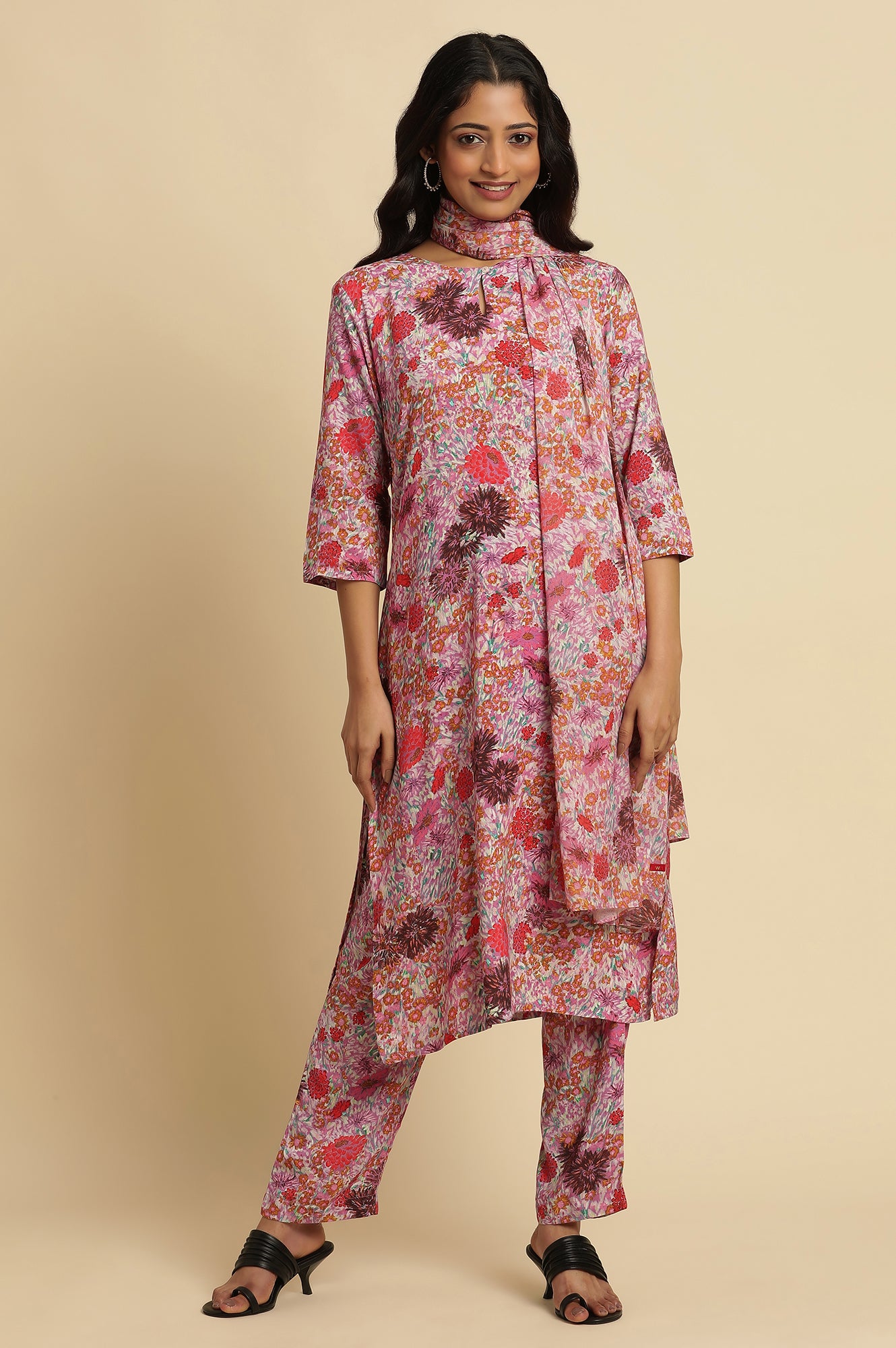 Pink Floral Printed Rayon Kurta, Pants And Dupatta Set