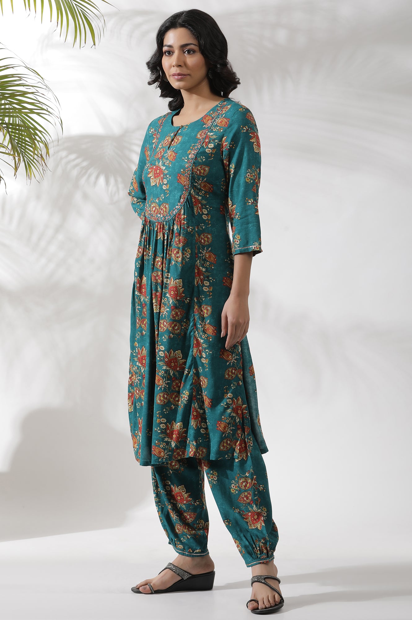 Teal Green A-Line Printed Kurta And Gathered Pants