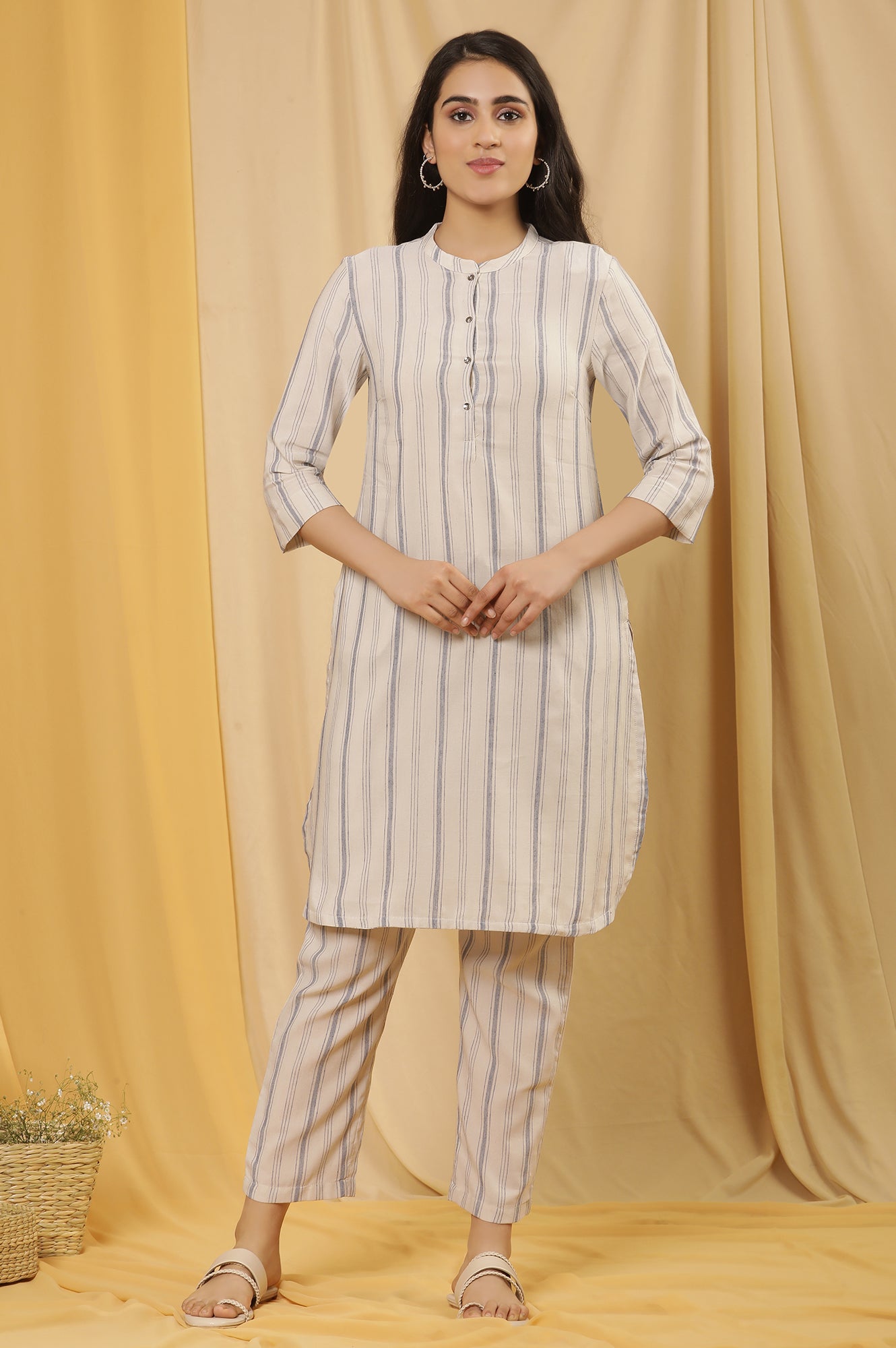 White Yarn Dyed Straight Kurta And Pants Set