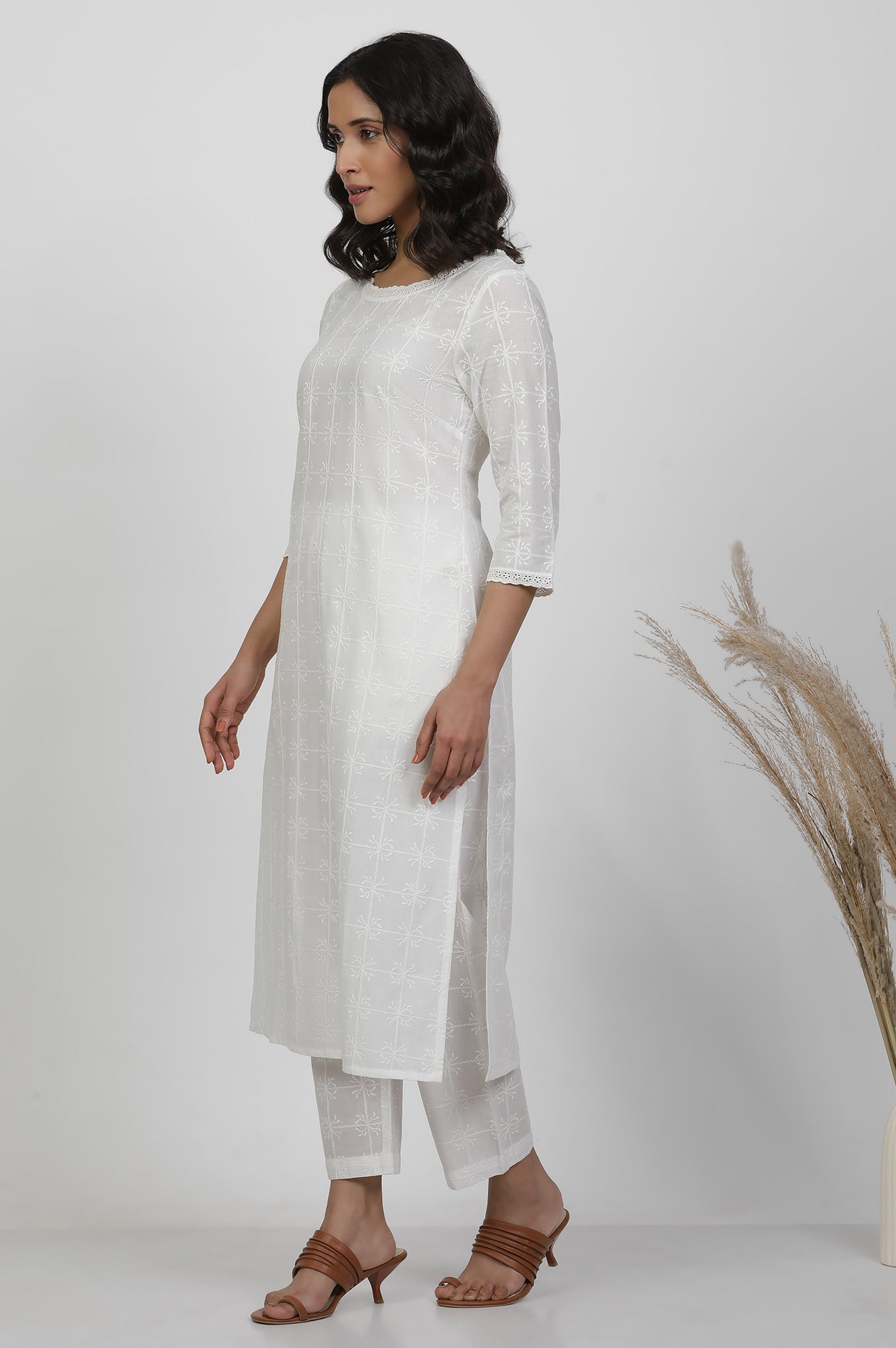 Wite Schiffli Cotton Kurta And Pants Co-Ord Set