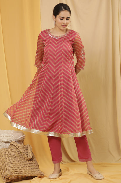 Pink Panlled Embroidered Kurta And Pants Set