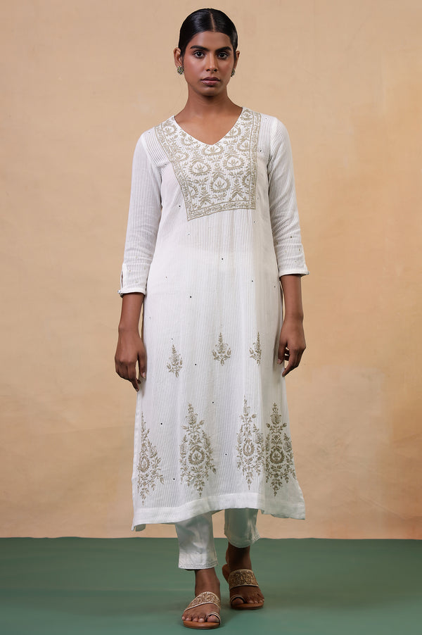 Folksong Off White Cotton A-Line Embroidered Chikankari Regular Kurta