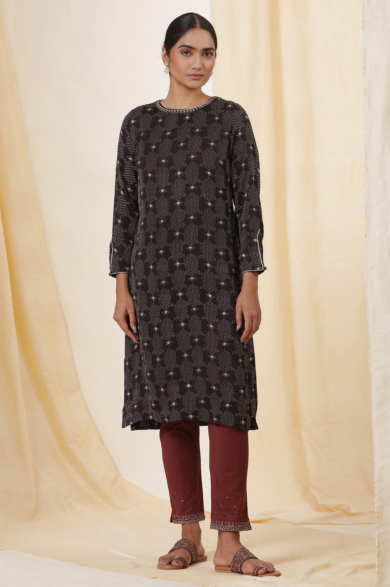 Black Printed Modal Sain Kurta With Neck Embroidery