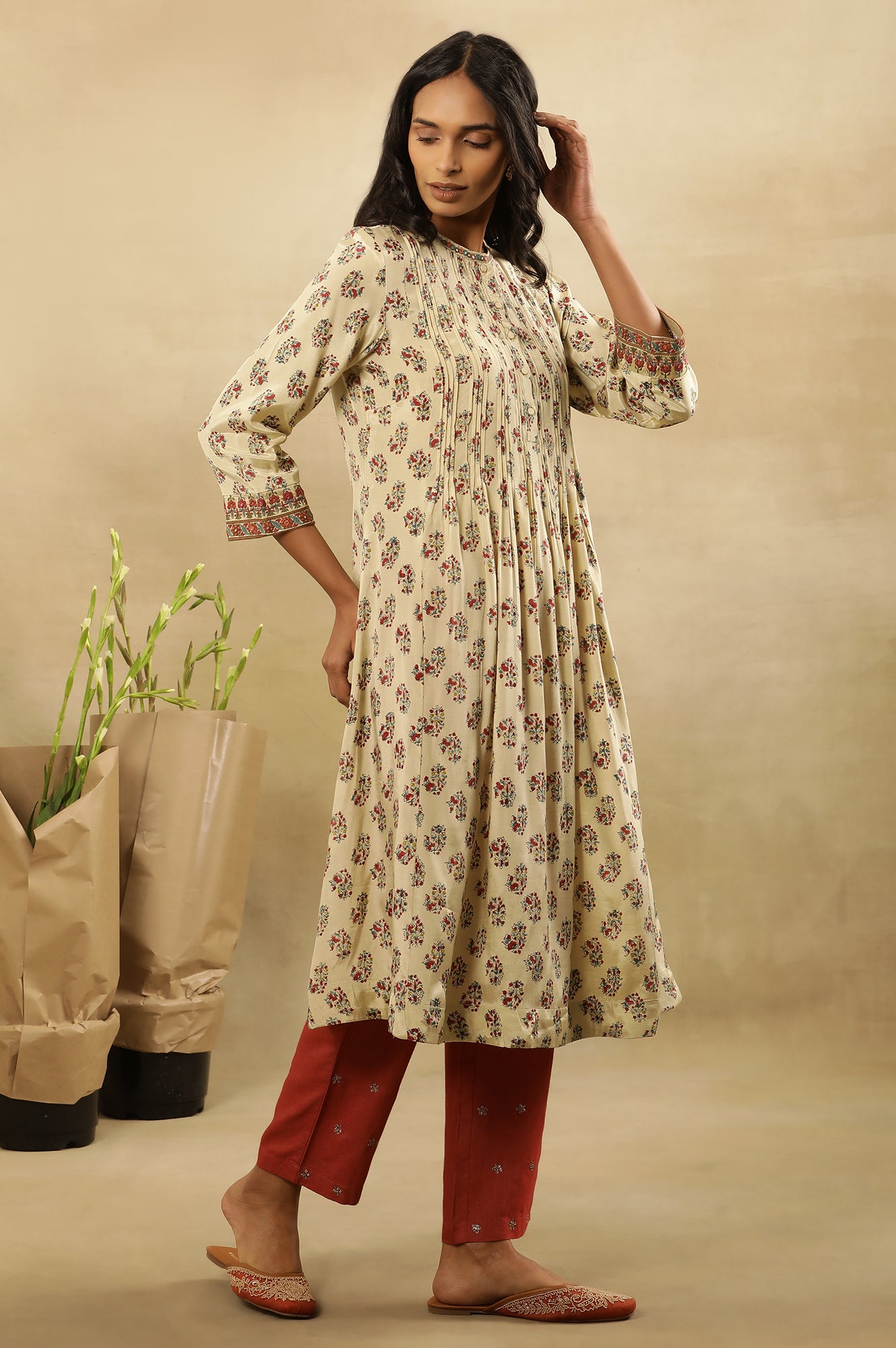 Cream Multicoloured Block Printed Pleated Kurta